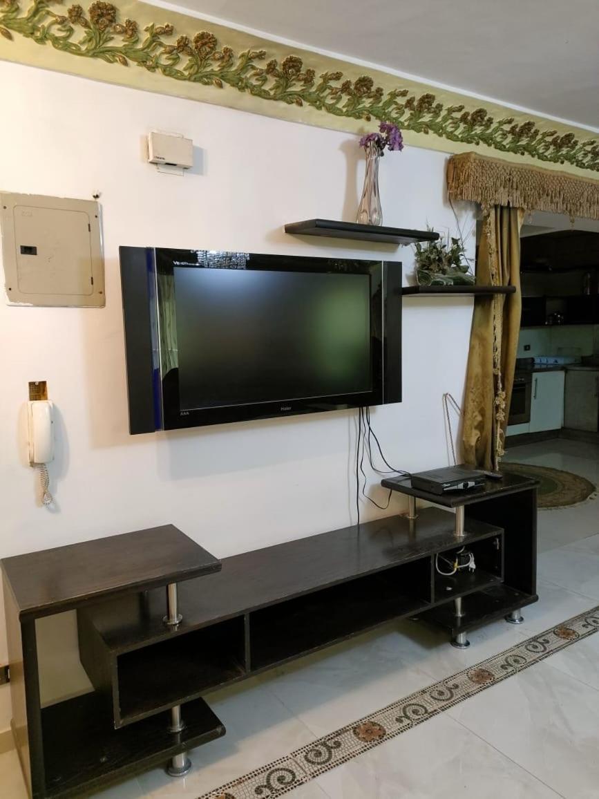 Luxury 3 Flat