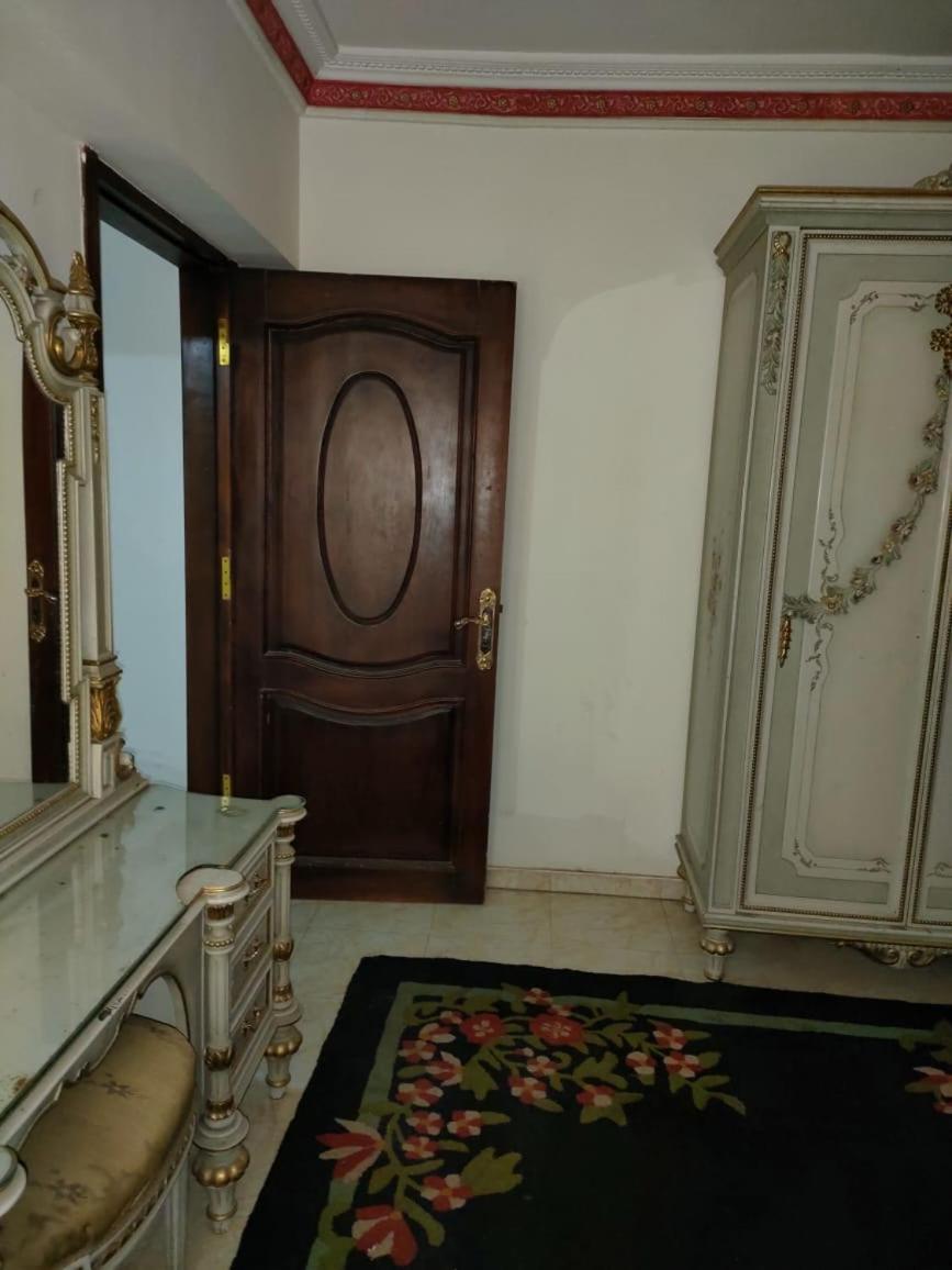 Luxury 3 Flat Apartment *