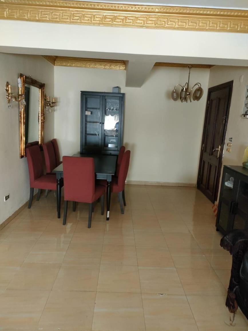 Luxury 3 Flat