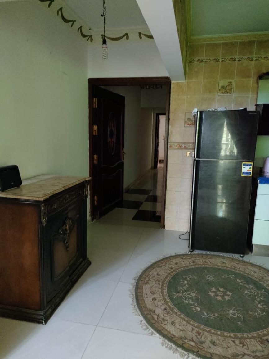 Luxury 3 Flat