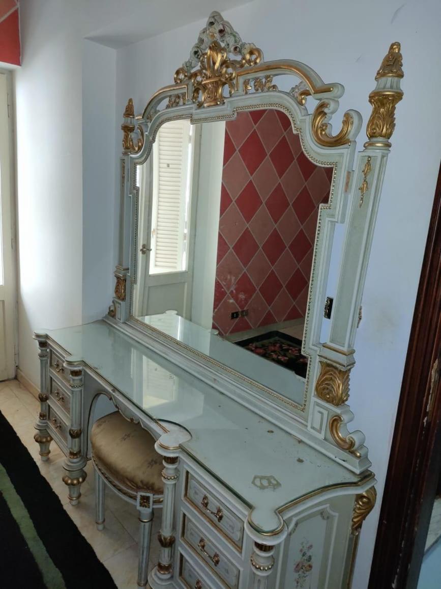 Luxury 3 Flat Apartment *